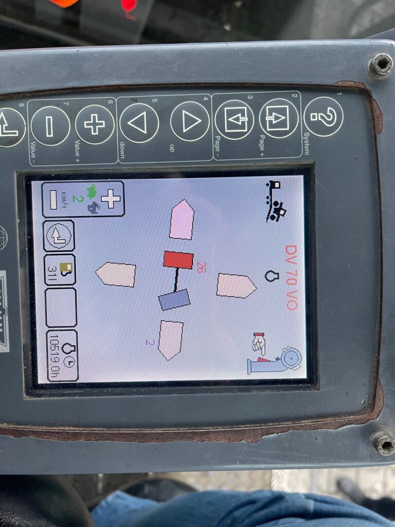 Каток HAMM DV 70 VO