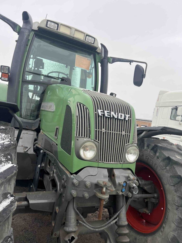 Fendt Favorite 716