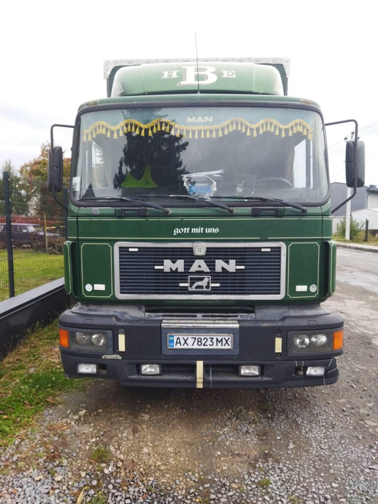 MAN F2000