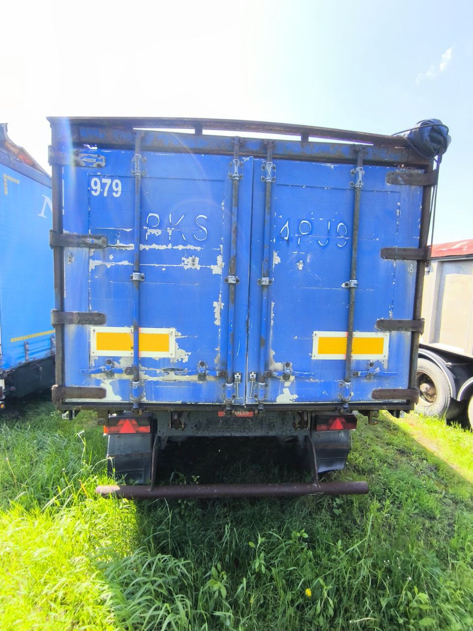 Самоскид TRAILIS