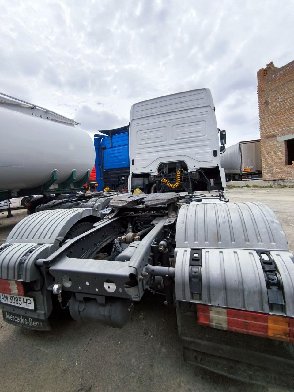 Mercedes-Benz AXOR 1836 LS