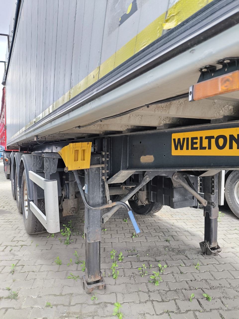 Самоскид Wielton