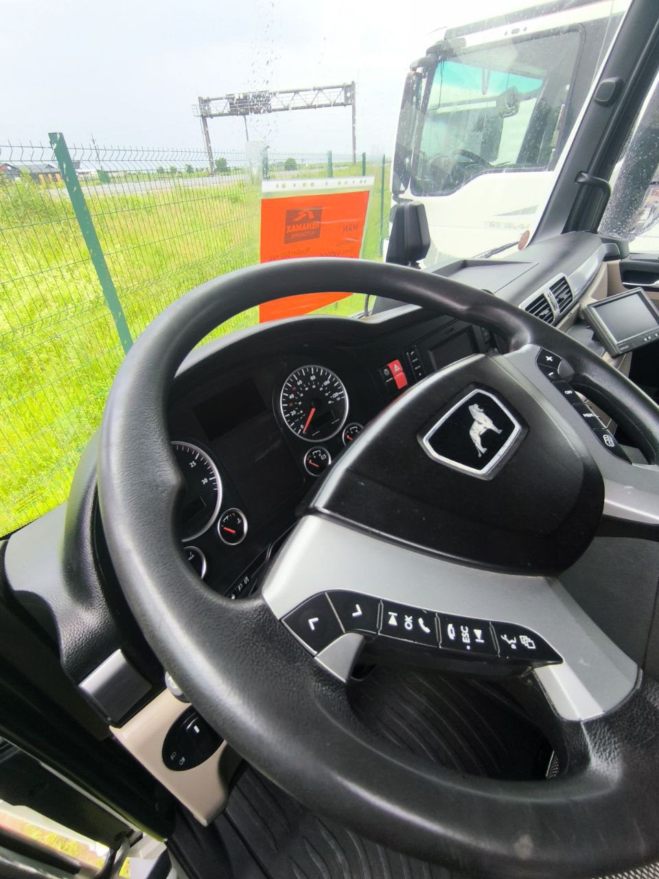 Самоскид MAN TGS 24.460