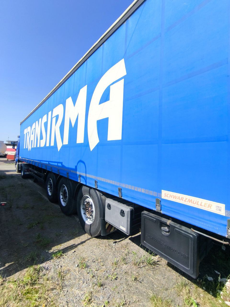 Тентований (Штора) Schwarzmüller