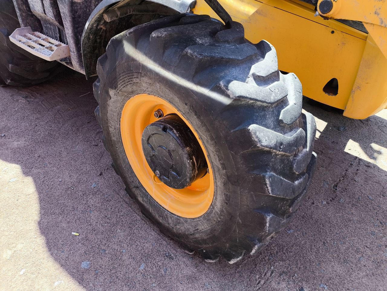 Екскаватор колісний JCB 3CX