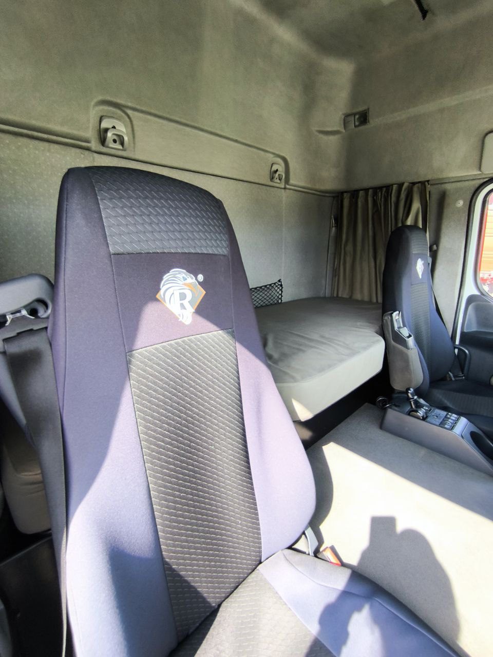 Renault PREMIUM 460 DXI