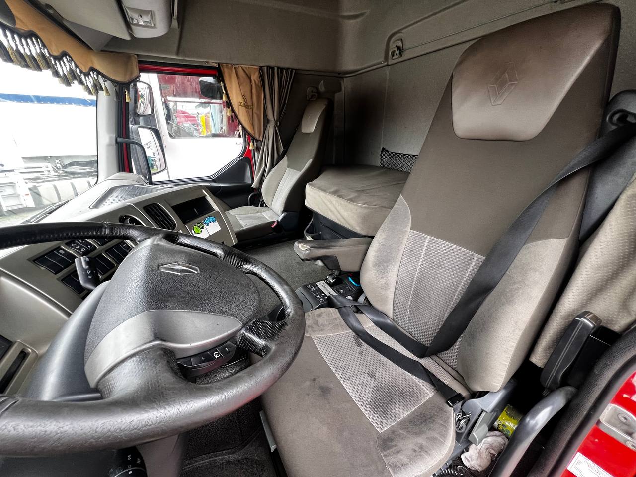 Renault PREMIUM 460 DXI