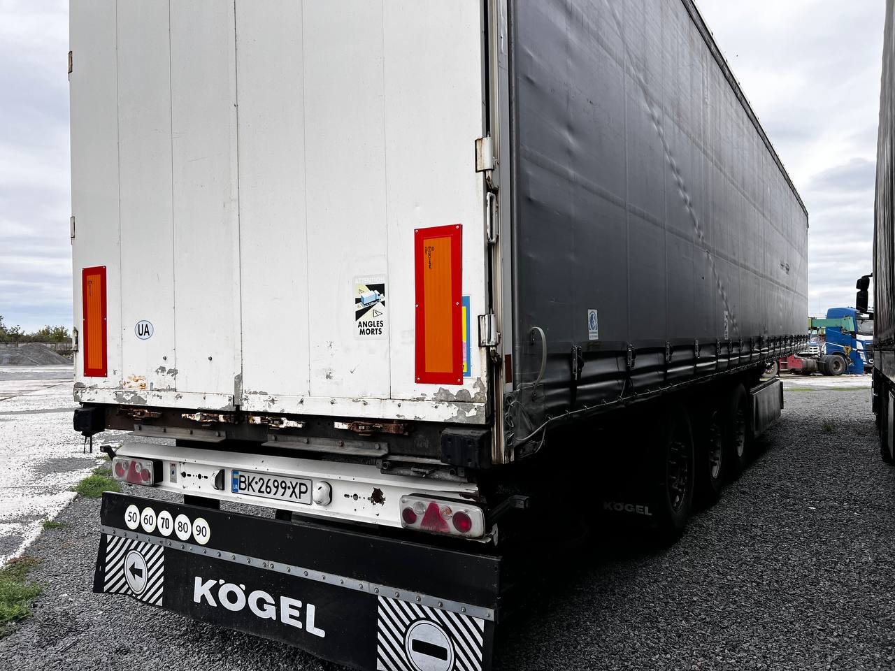 Тентований (Штора) Kögel