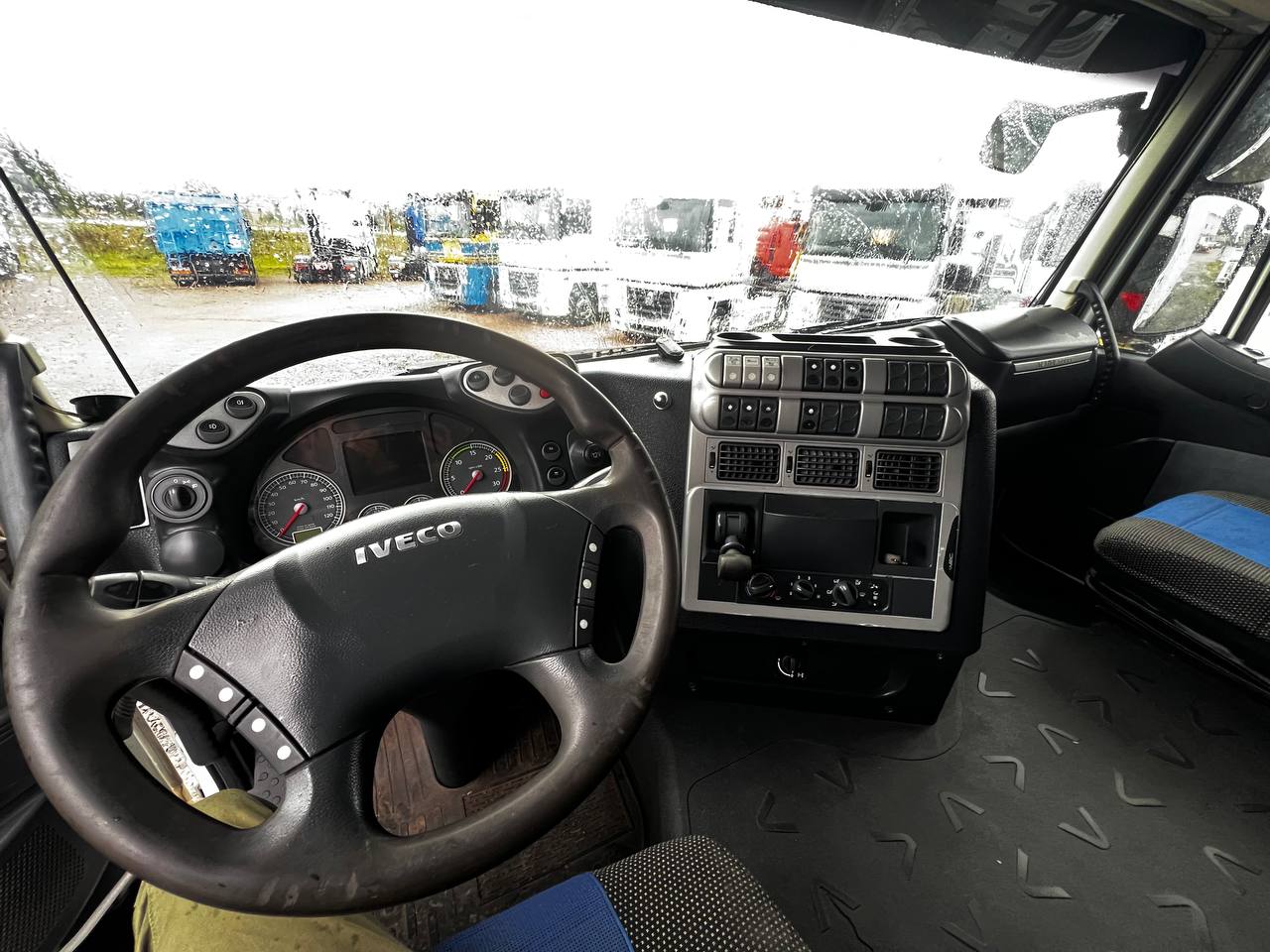 Цистерна IVECO STRALIS 450