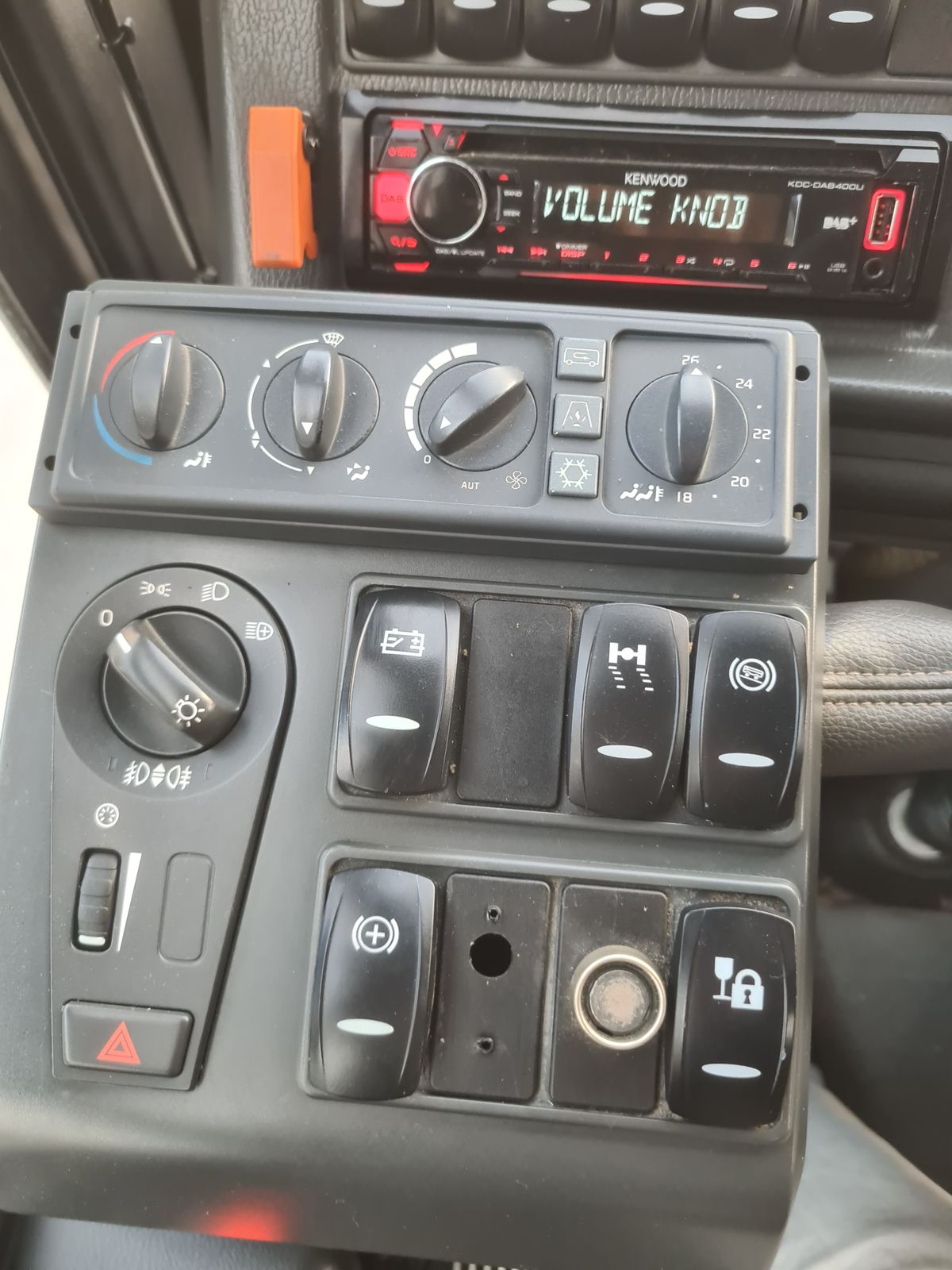 Автобус Volvo 8700 (B7 R)