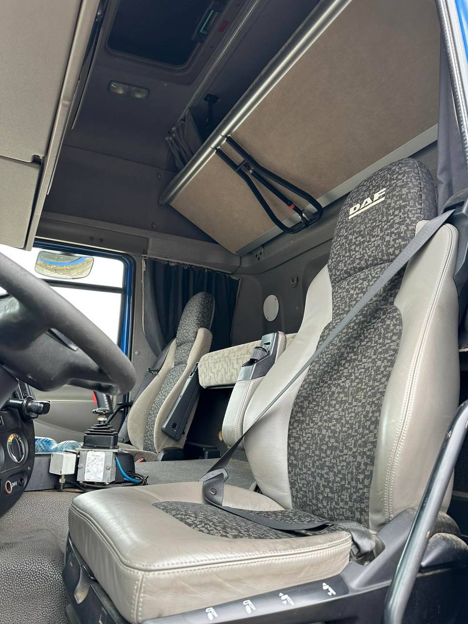 Самоскид DAF CF 85.360