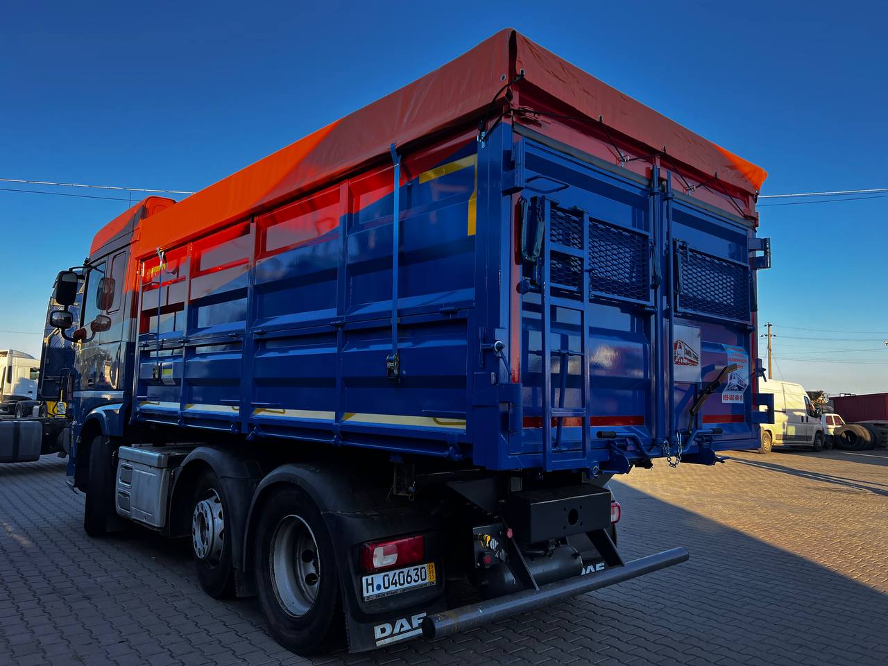 Самоскид DAF XF 440 FTG
