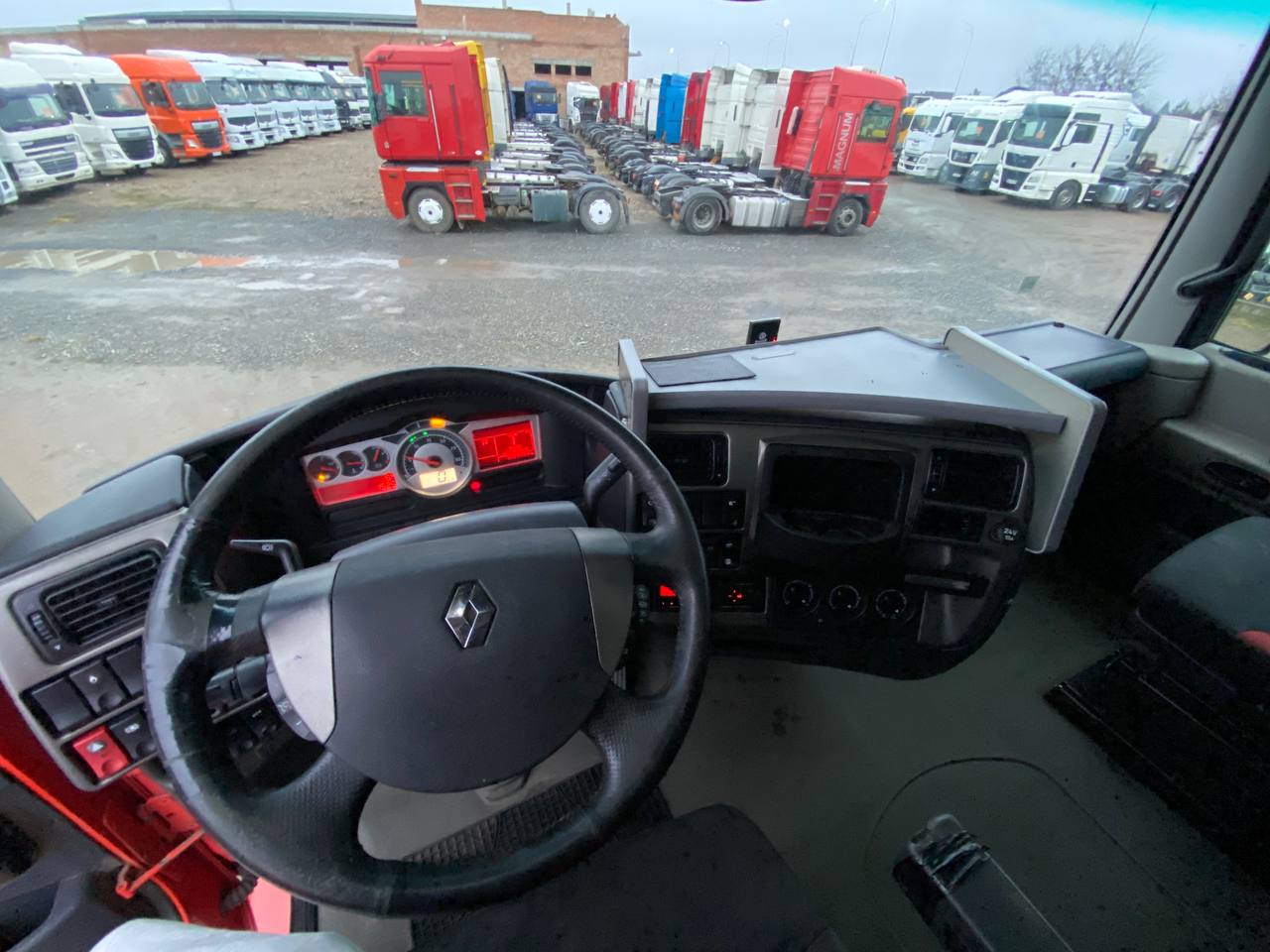 Renault Magnum 520 DXI