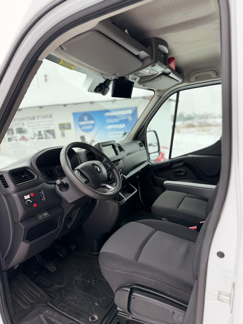 Автовишка Renault Master