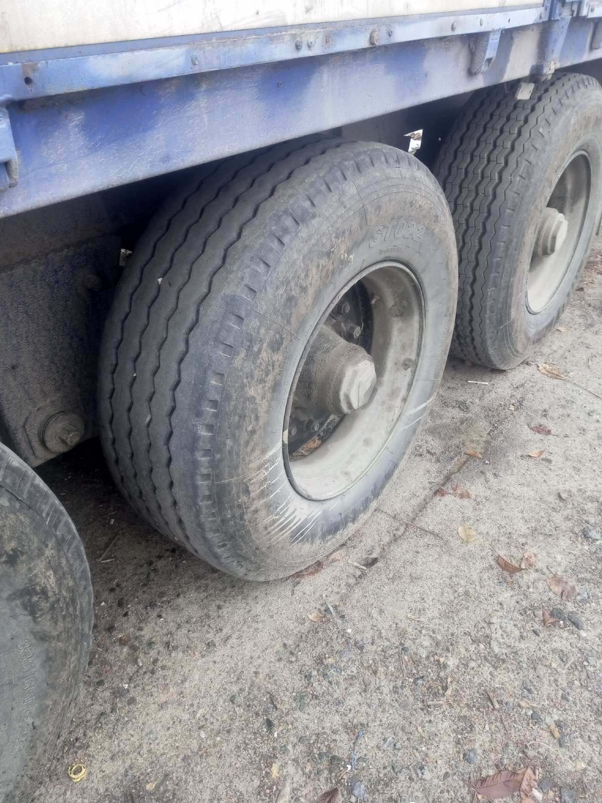 Тентований (Мішок) FRUEHAUF