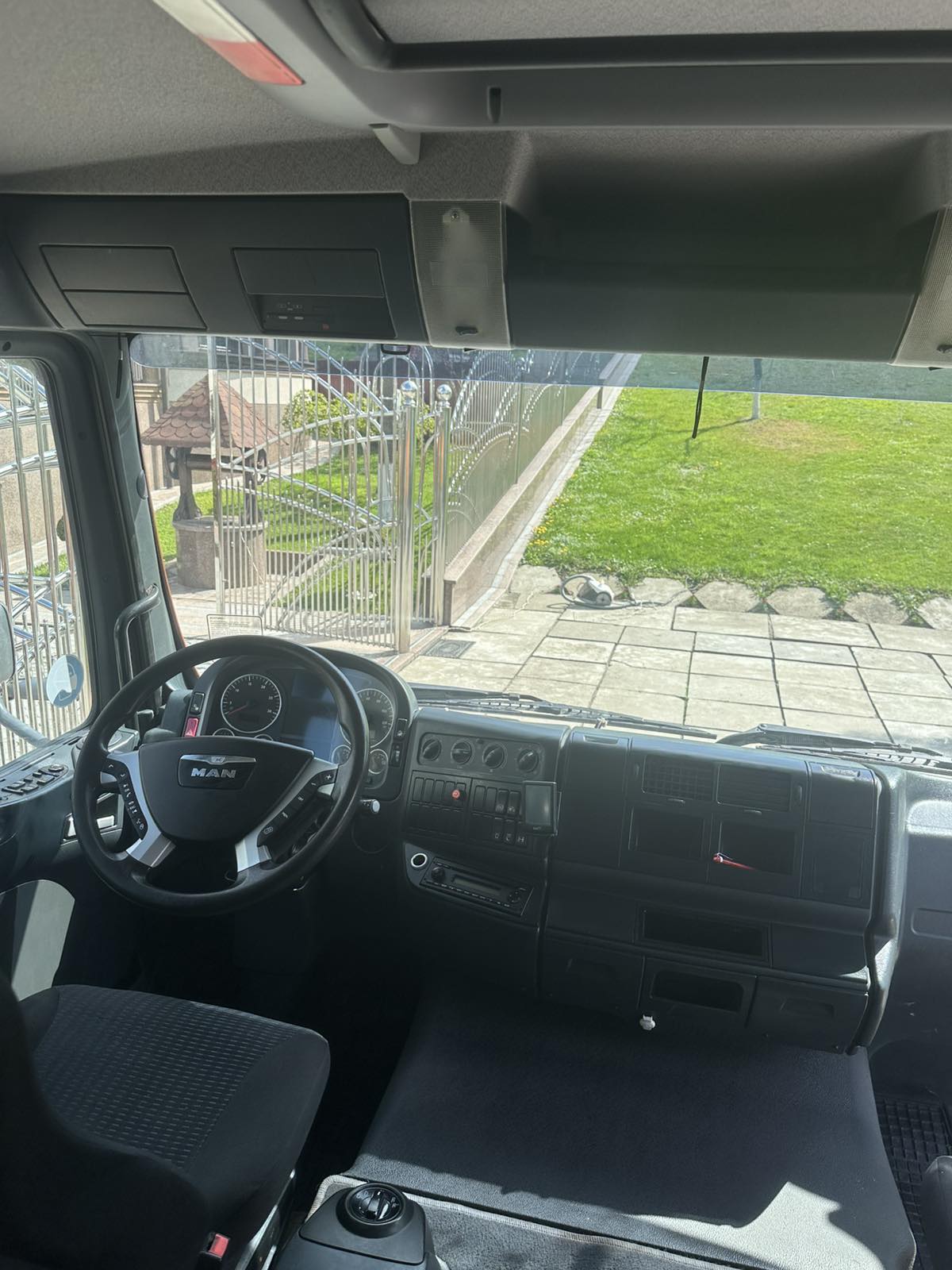 Самоскид MAN TGL 12.250