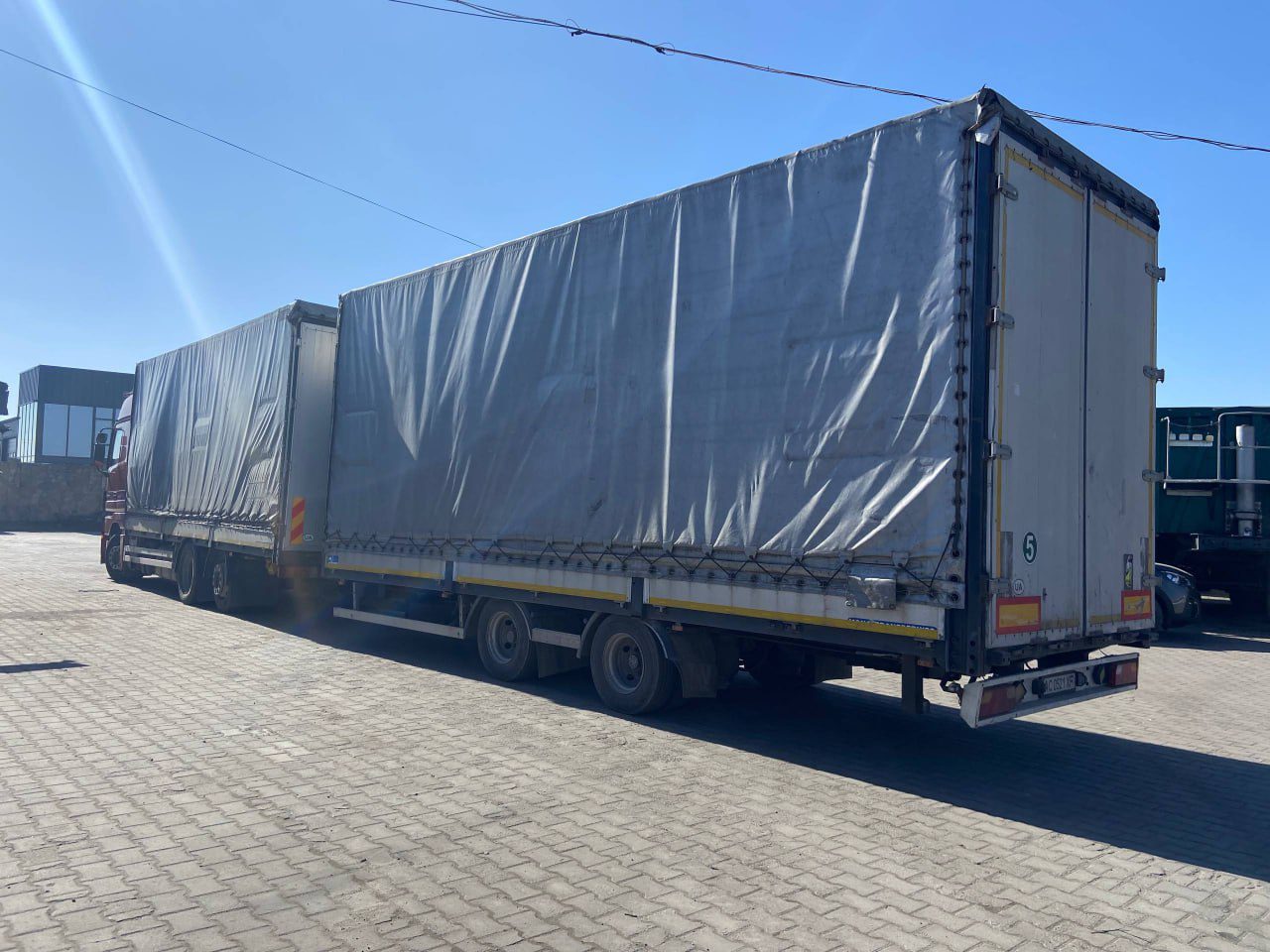 Тентований Mercedes-Benz ACTROS 2546L