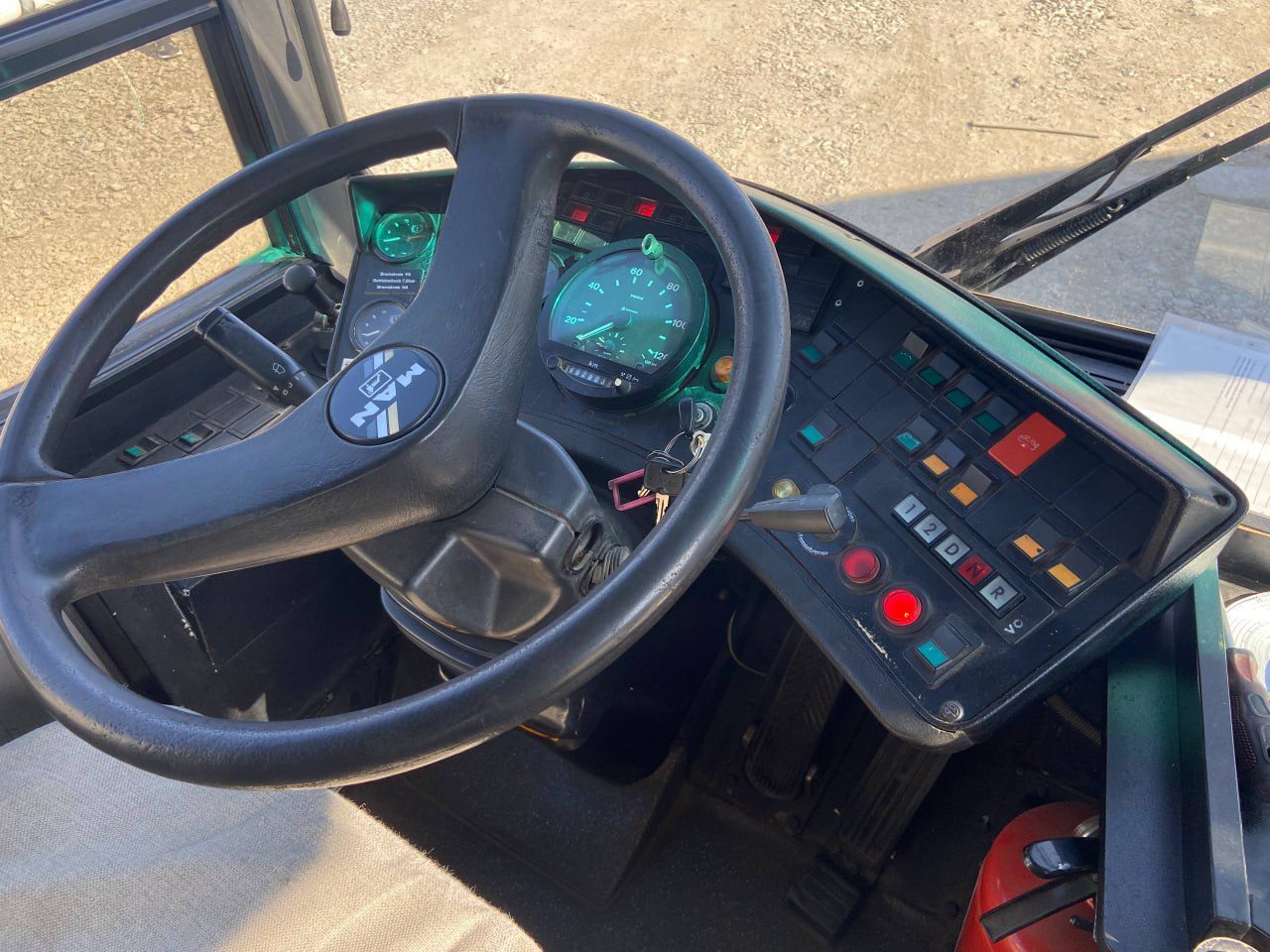 Автобус MAN NL202