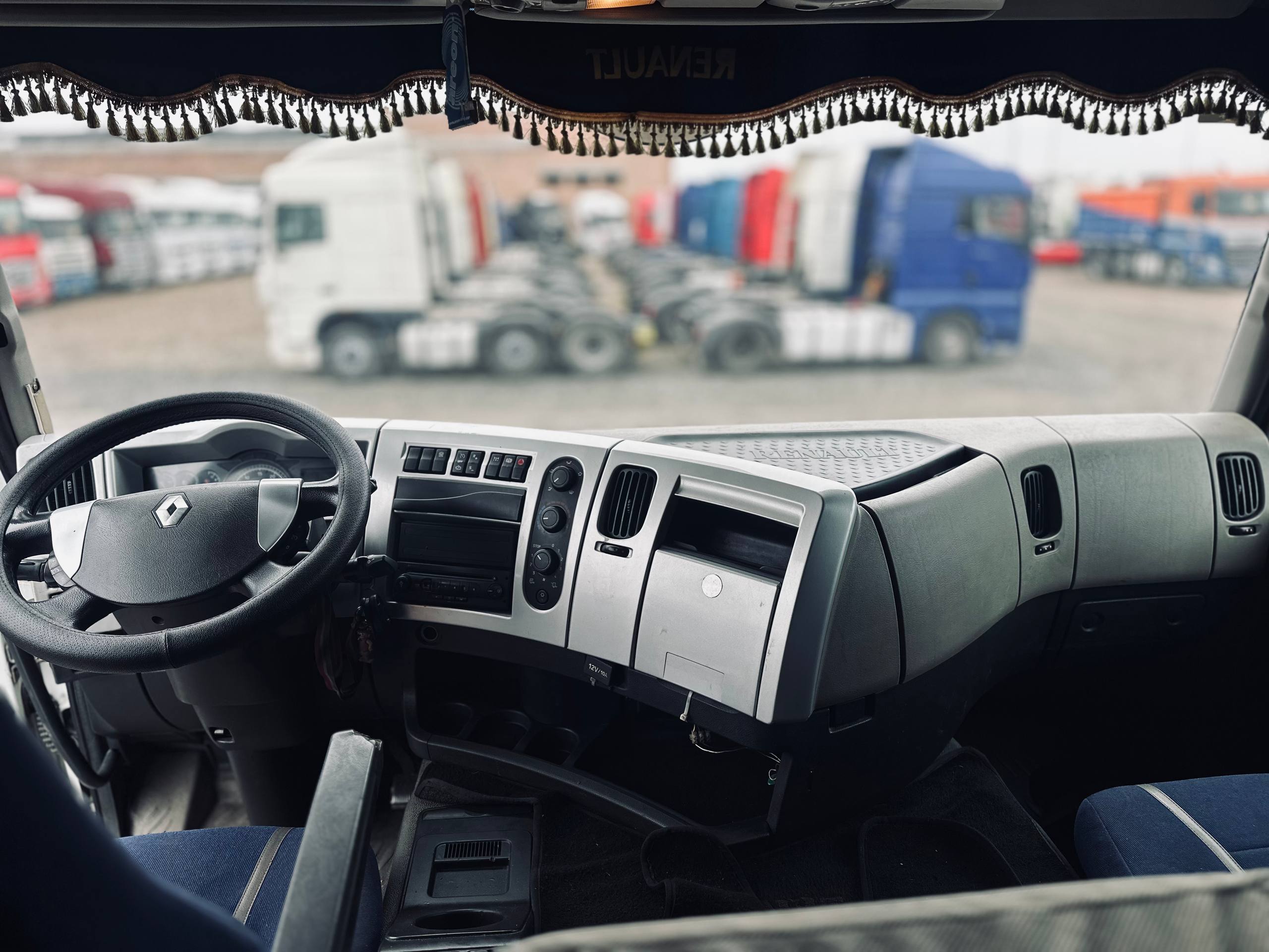 Renault PREMIUM 450 DXI