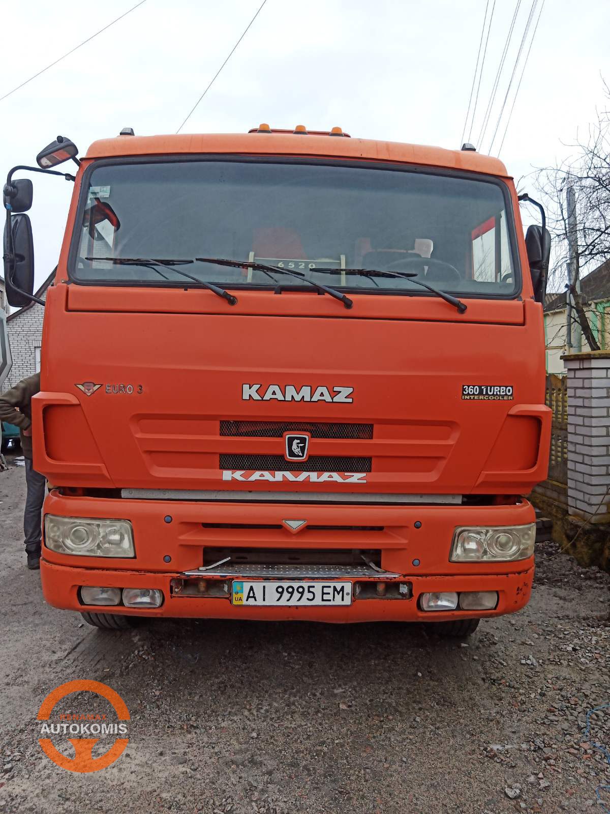 Самоскид КамАЗ 6520