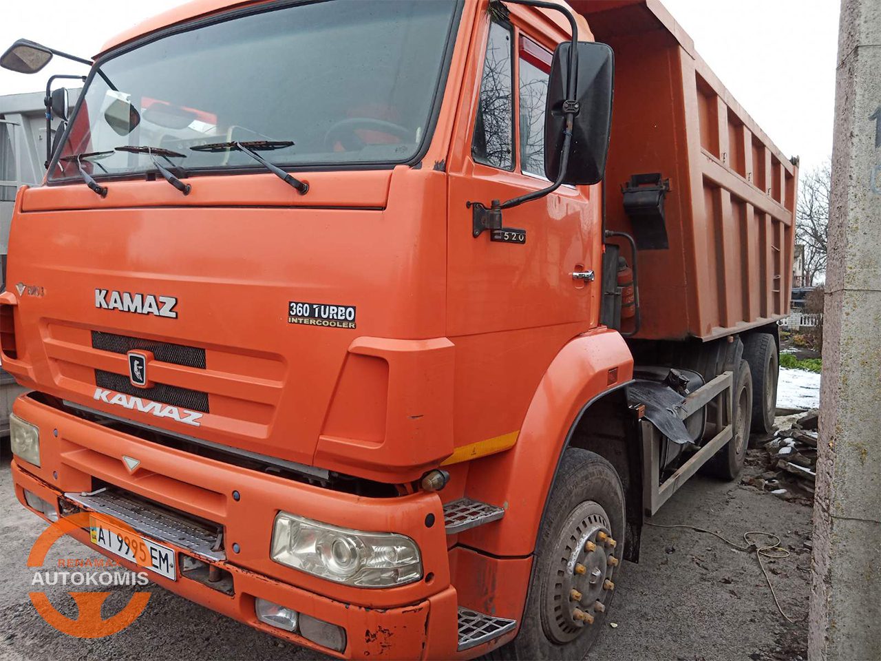 Самоскид КамАЗ 6520