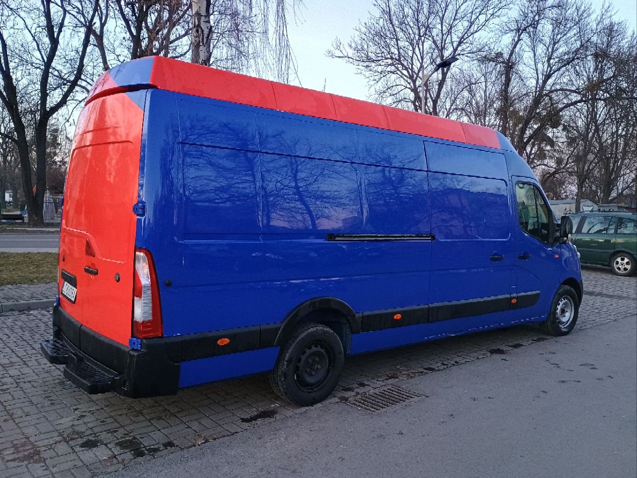Вантажний Renault Master