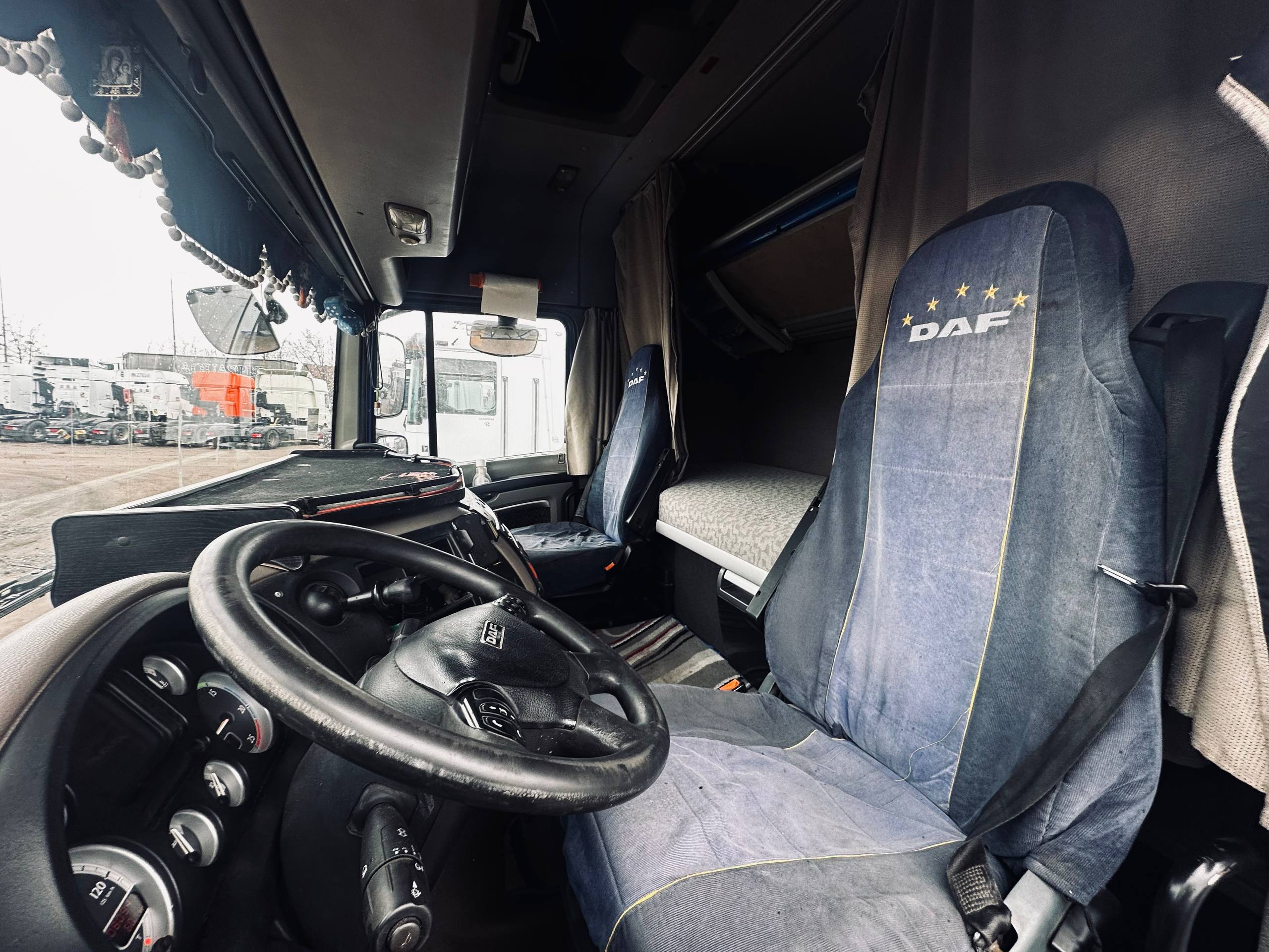 DAF XF 105.460