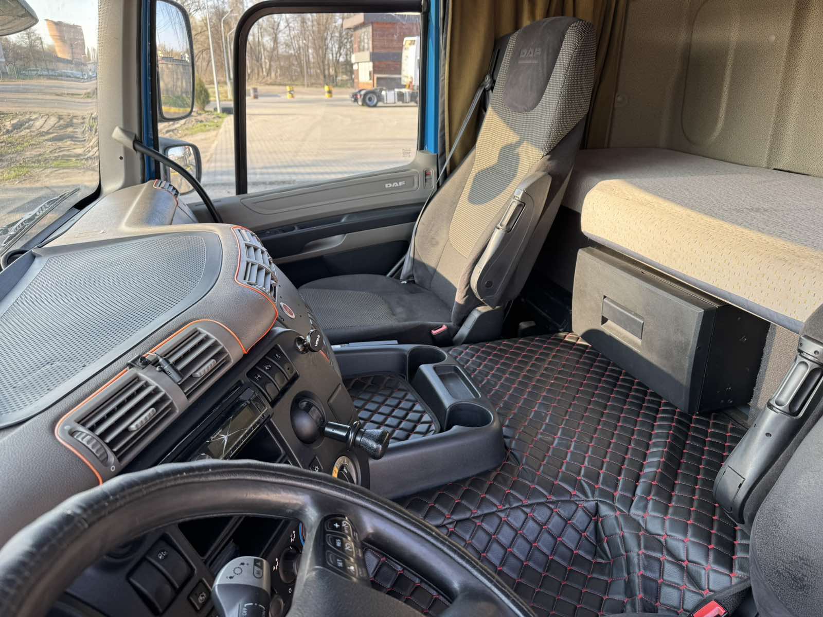 DAF CF 85.360
