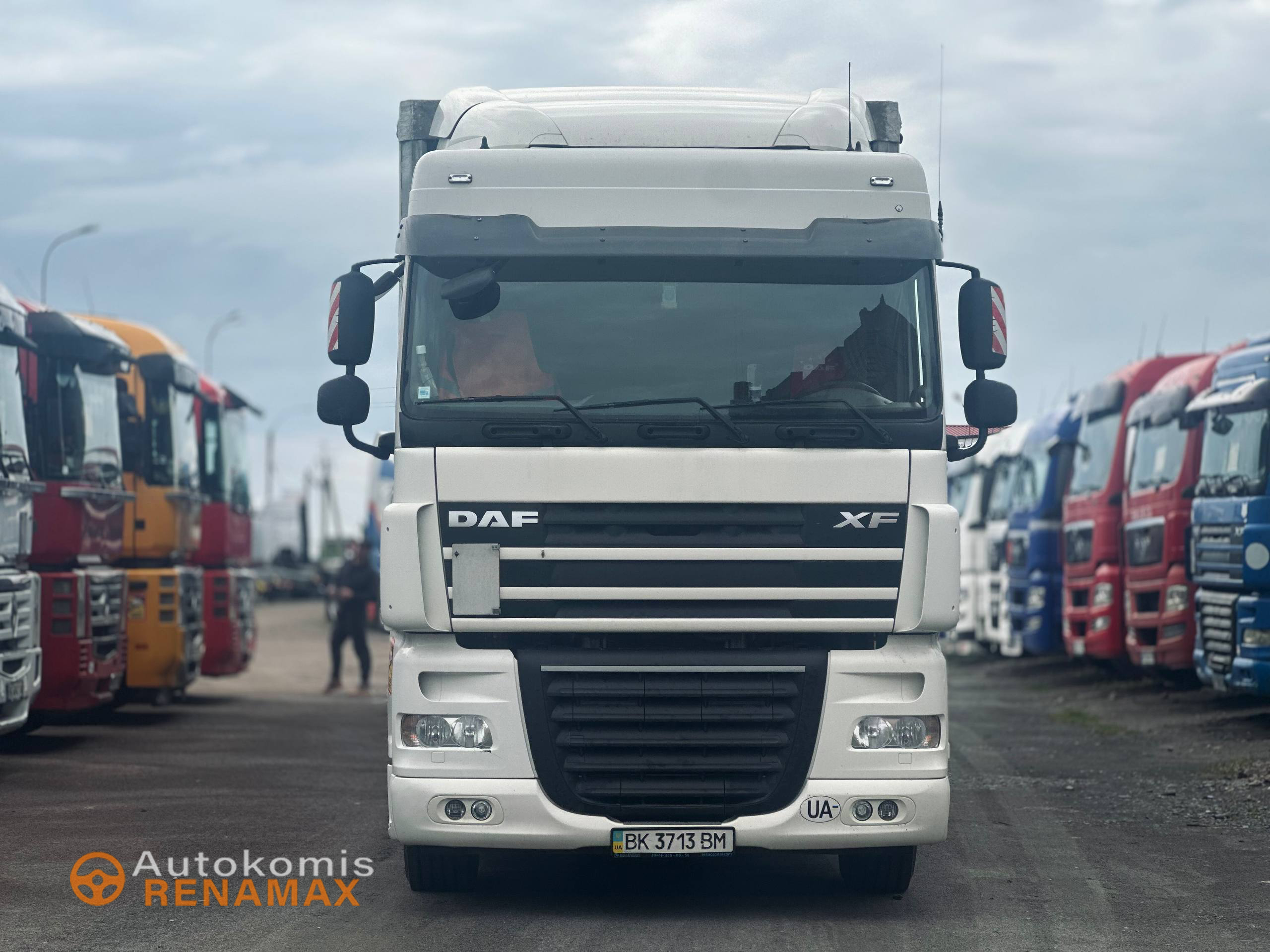 Тентований DAF XF 105.510 FAR