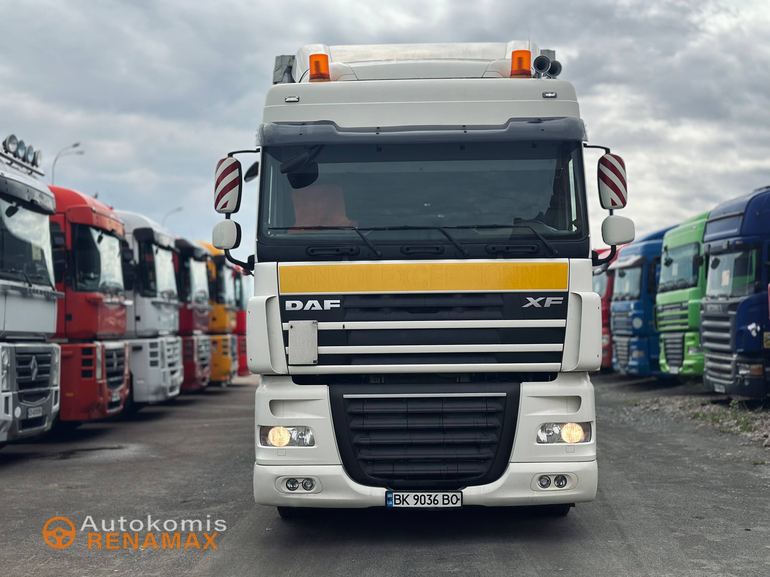 Тентований DAF XF 105.510 FAR