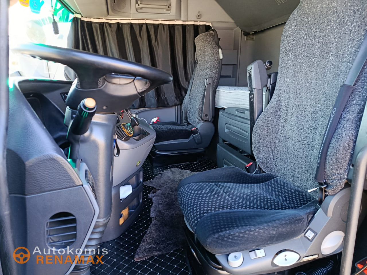 Тентований Mercedes-Benz ACTROS 2544 L