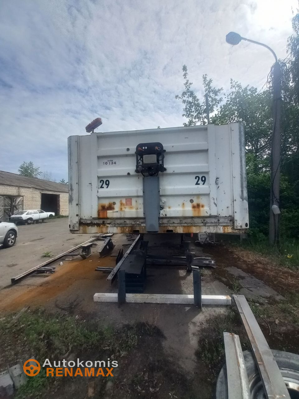 Бортовий FRUEHAUF