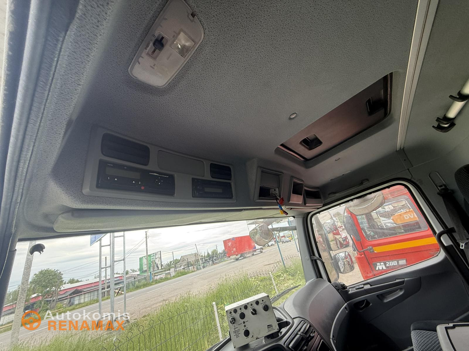 Сміттєвоз Mercedes-Benz ATEGO 818