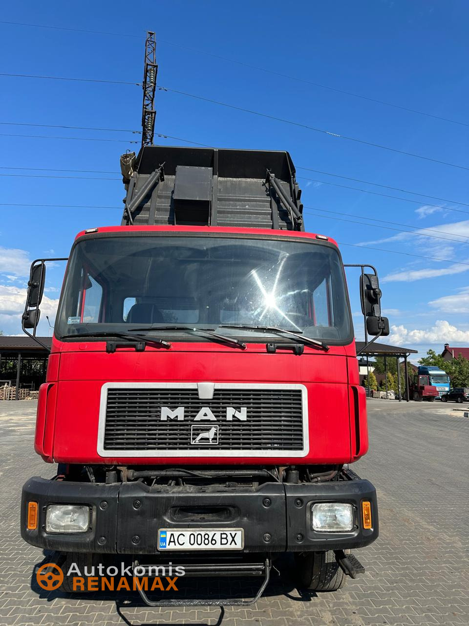 Самоскид MAN Comandor F2000