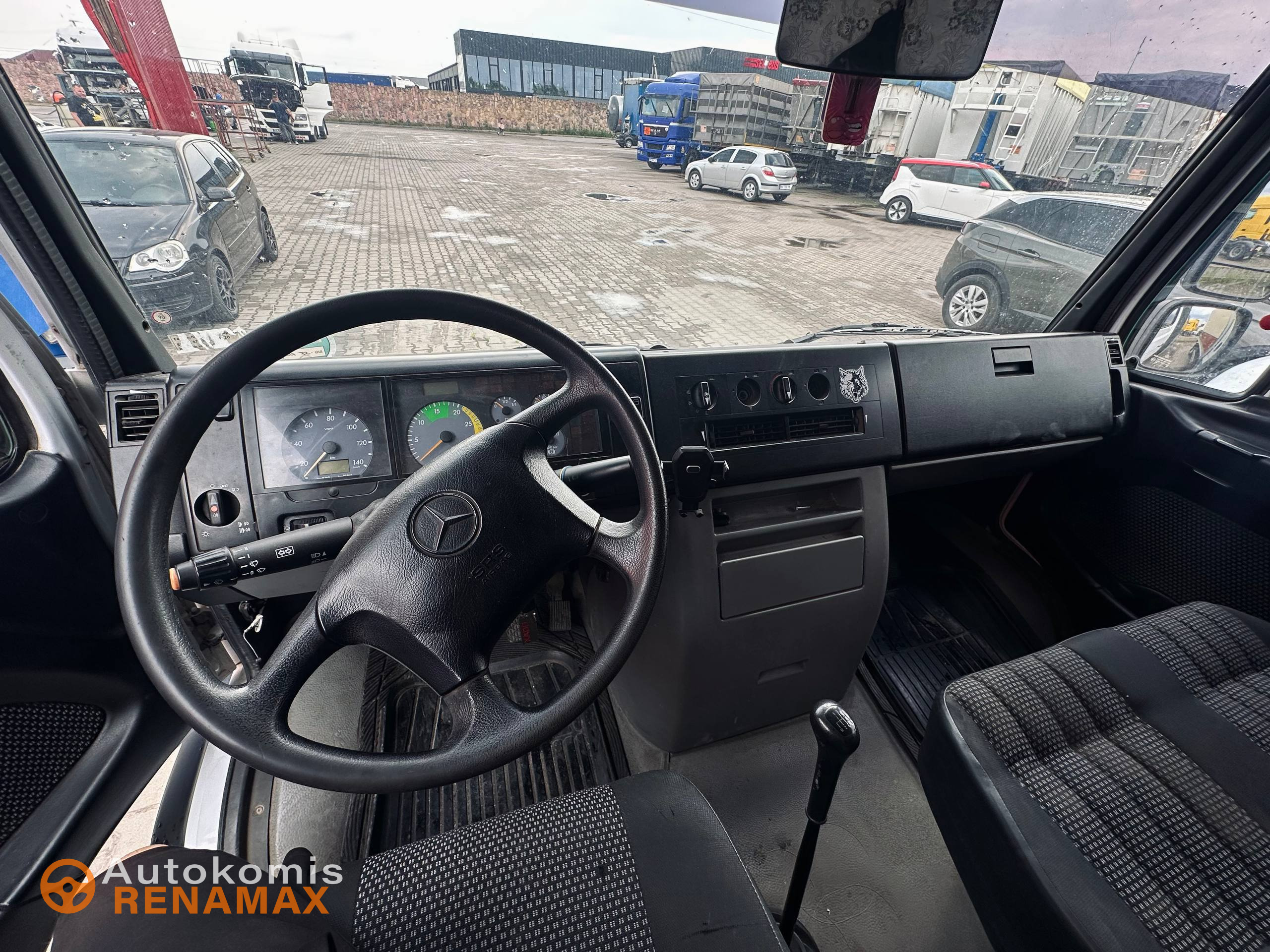 Самоскид Mercedes-Benz Vario 816 D