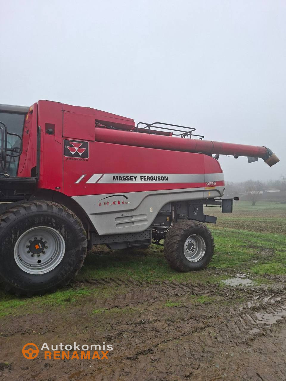 Комбайн Massey Ferguson 9895