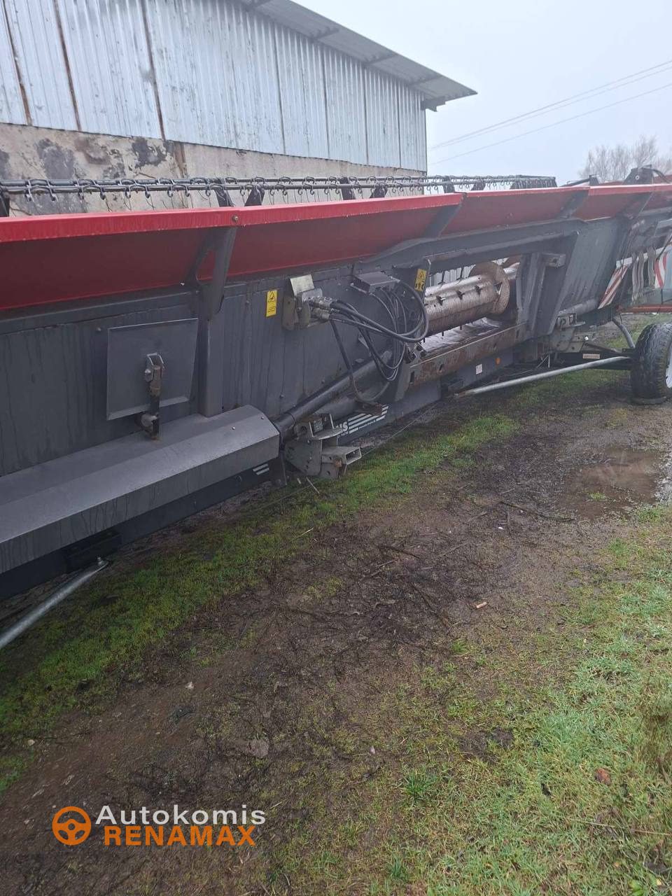 Комбайн Massey Ferguson 9895