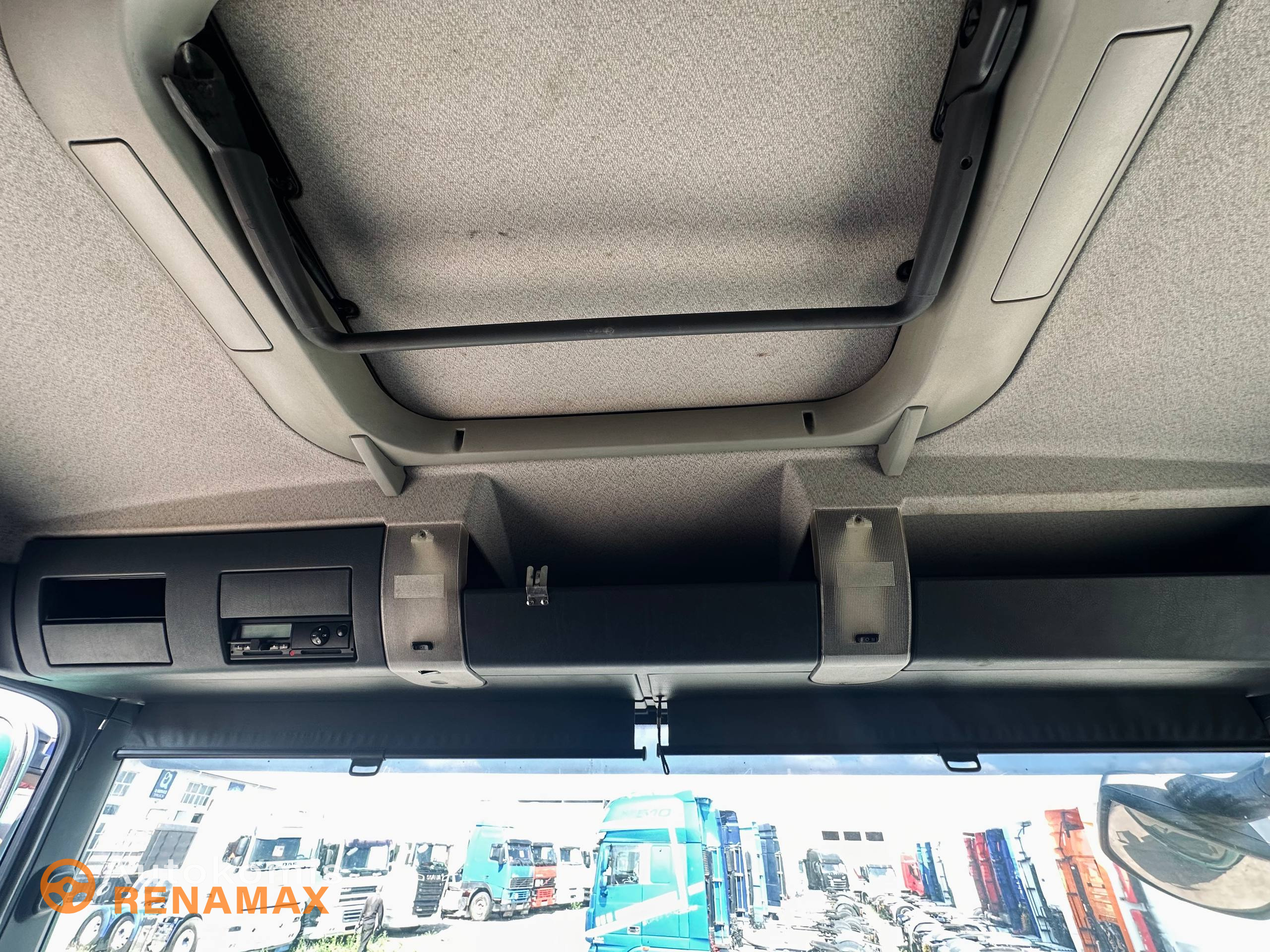 Самоскид MAN TGS 33.480