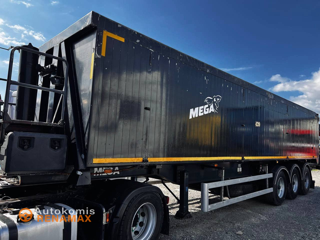 Самоскид MEGA