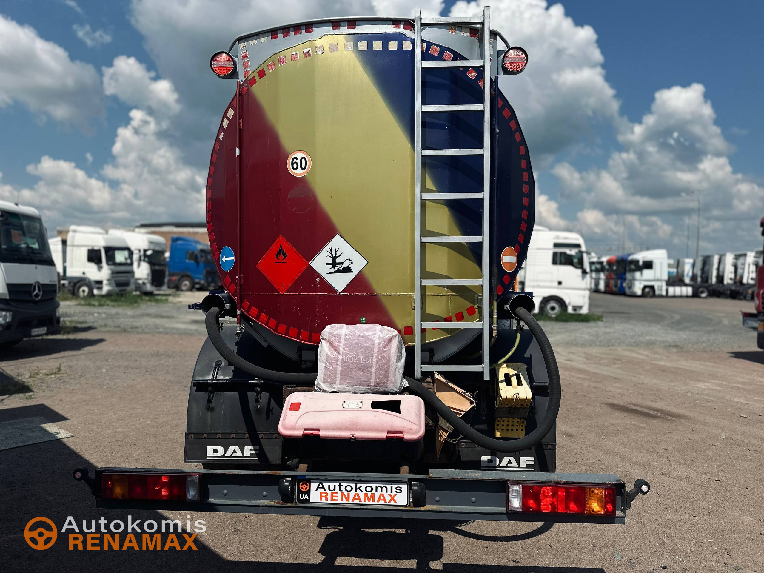 Цистерна DAF CF 85.380