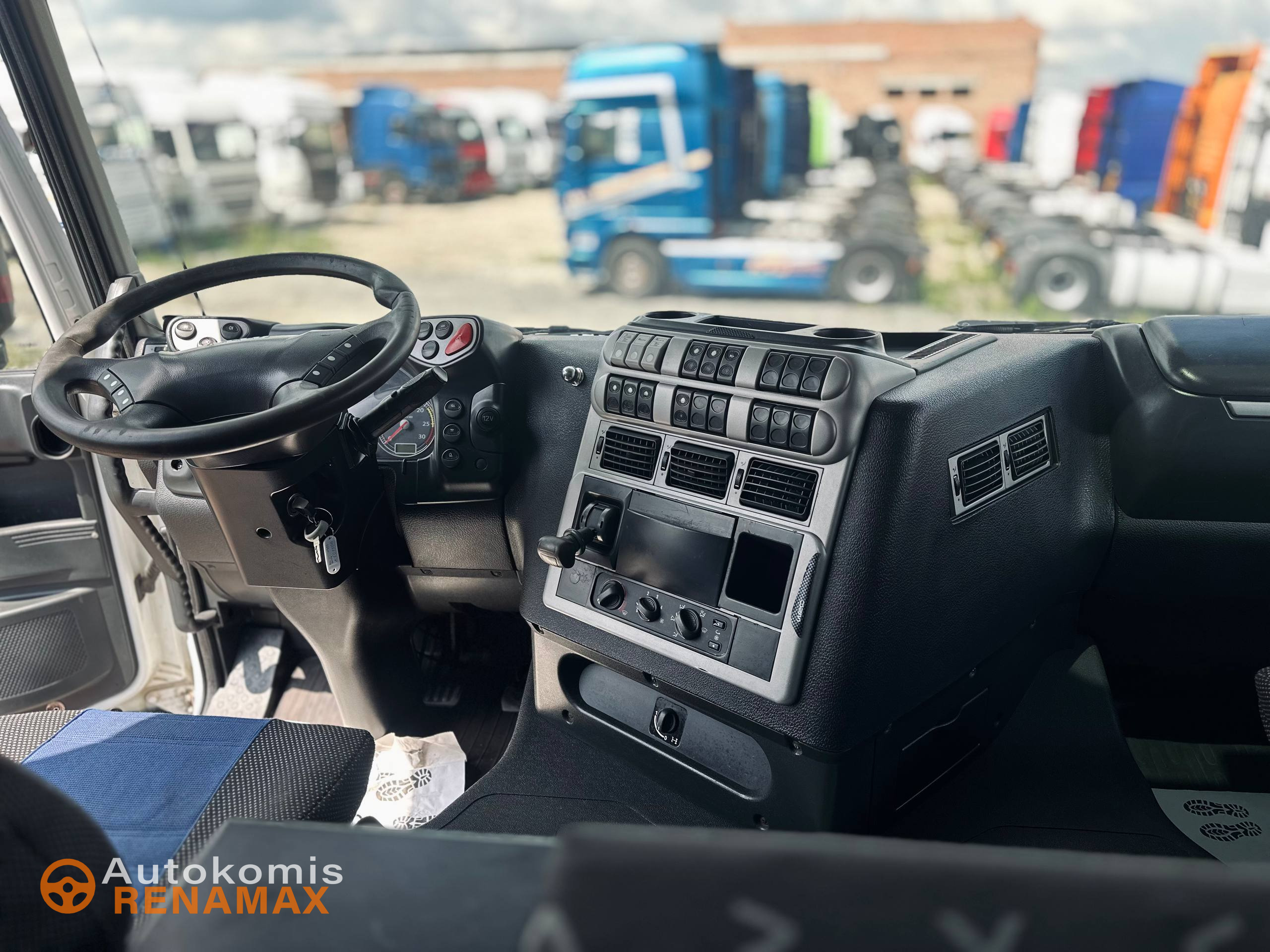 Цистерна IVECO STRALIS 450