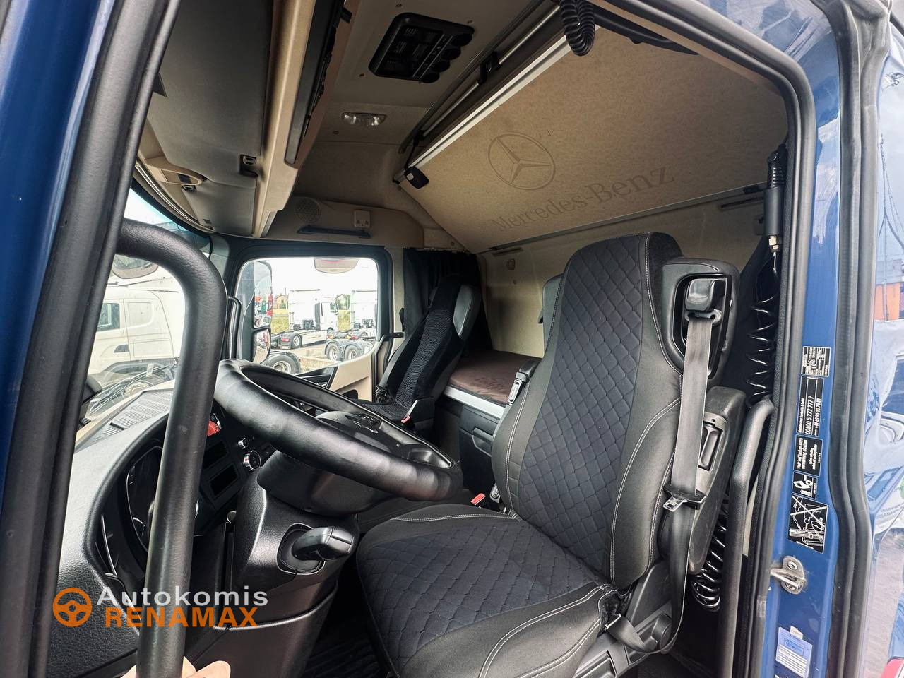 Mercedes-Benz ACTROS 1943